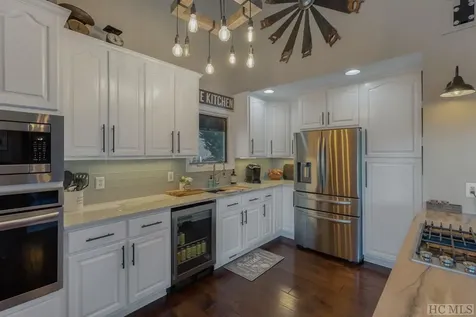 268 Echo Ridge Whittier NC 28789