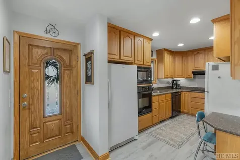 268 Echo Ridge Whittier NC 28789