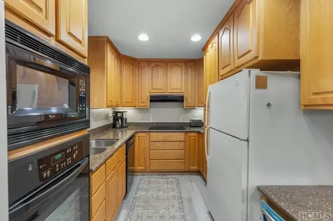 268 Echo Ridge Whittier NC 28789