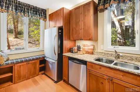 107 River Park Villas Drive Sapphire NC 28774