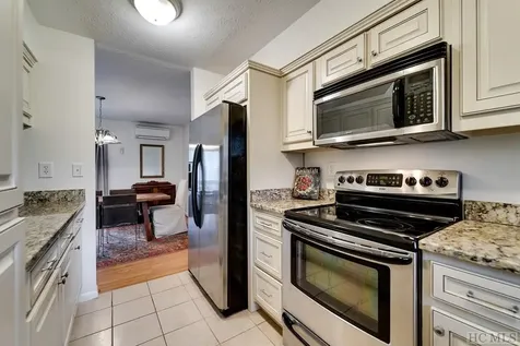72 Dogwood Knob Lane Sapphire NC 28774