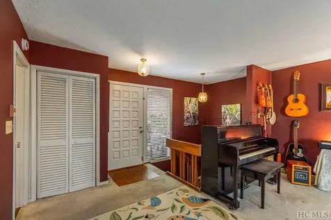 50 - 11d Dogwood Knob Lane Sapphire NC 28774