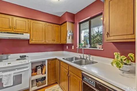 50 - 11d Dogwood Knob Lane Sapphire NC 28774