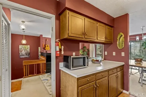 50 - 11d Dogwood Knob Lane Sapphire NC 28774
