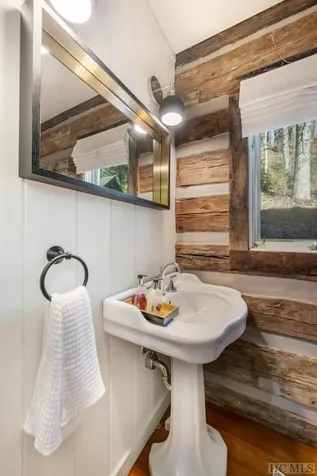 353 Gristmill Ridge Cashiers NC 28717