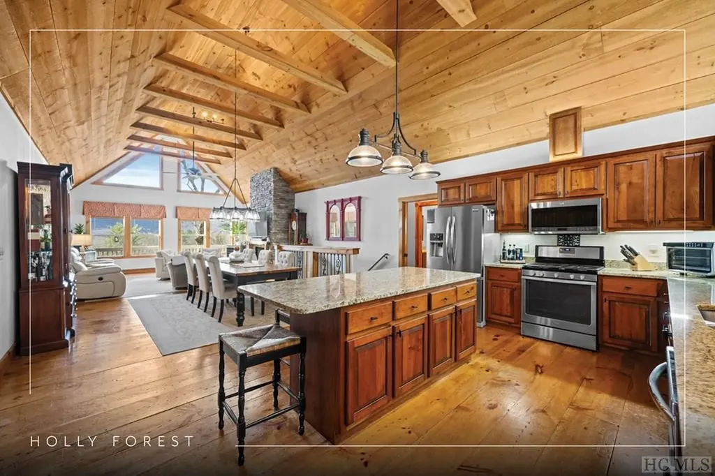 145 Mayapple Drive Sapphire NC 28774