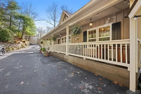 145 Mayapple Drive Sapphire NC 28774