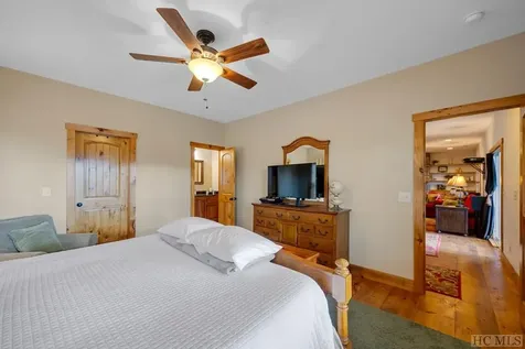 145 Mayapple Drive Sapphire NC 28774