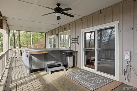 145 Mayapple Drive Sapphire NC 28774