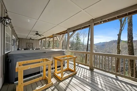 145 Mayapple Drive Sapphire NC 28774