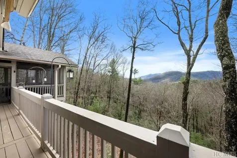 145 Mayapple Drive Sapphire NC 28774