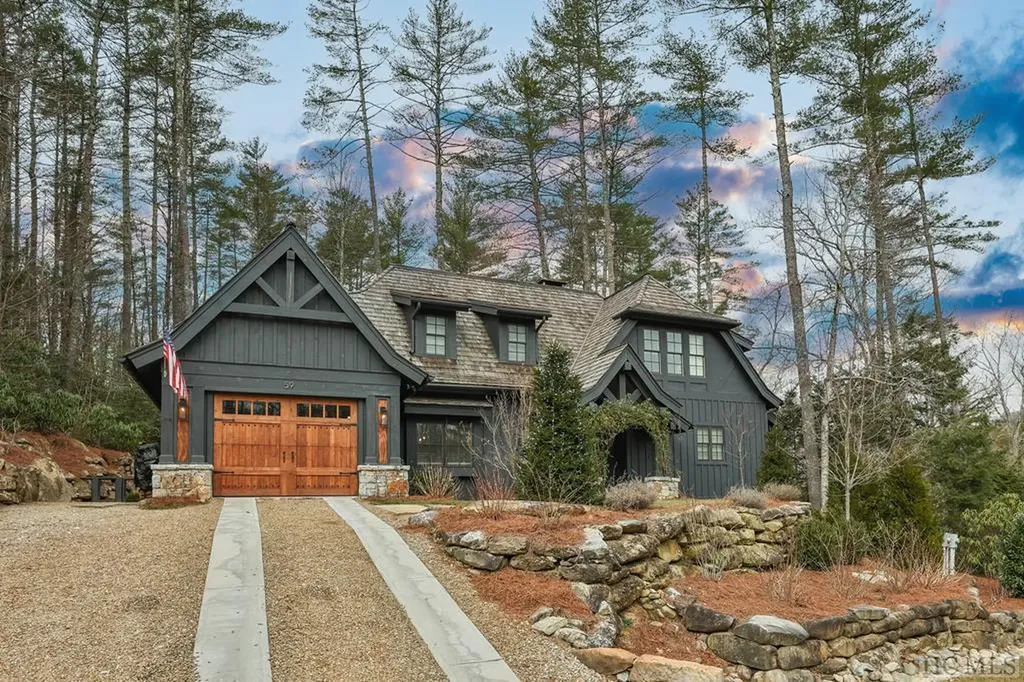 59 Hemlock Ridge Highlands NC 28741
