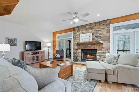 1009 W Christy Trail Sapphire NC 28774