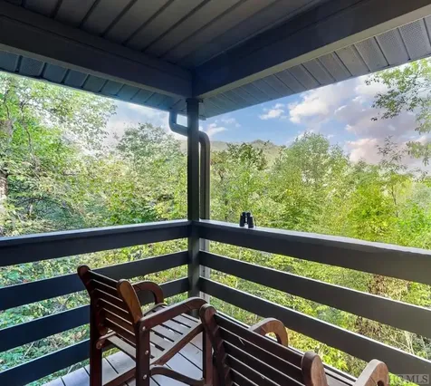 353 Vistawilla Drive Glenville NC 28736