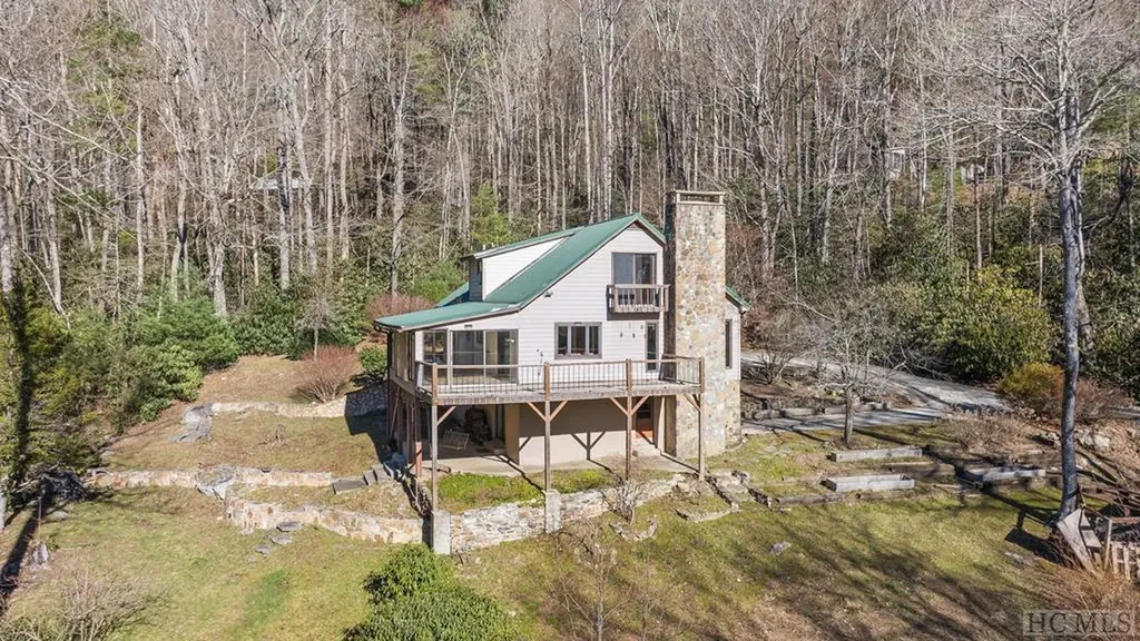 44 Rainbow Road Highlands NC 28741