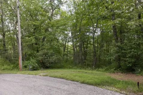 85 & 86 Lake Villas Way Highlands NC 28741