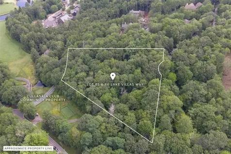 85 & 86 Lake Villas Way Highlands NC 28741