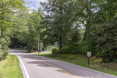 85 & 86 Lake Villas Way Highlands NC 28741