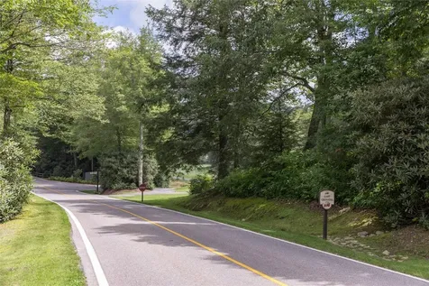 85 & 86 Lake Villas Way Highlands NC 28741