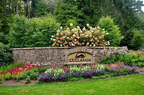 85 & 86 Lake Villas Way Highlands NC 28741