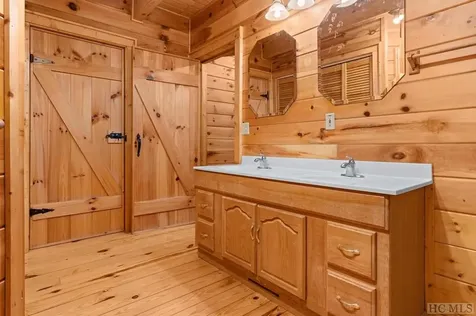 257 Catesby Trail Cashiers NC 28717