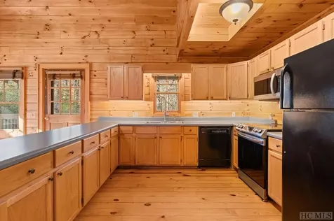 257 Catesby Trail Cashiers NC 28717