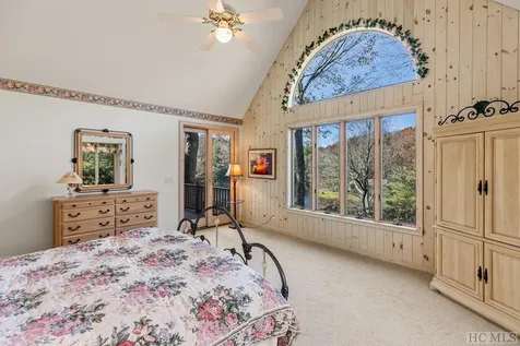 150 Old Logging Trail Highlands NC 28741