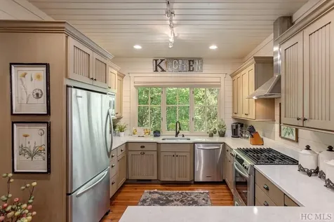 43 Stillhouse Lane Cullowhee NC 28723