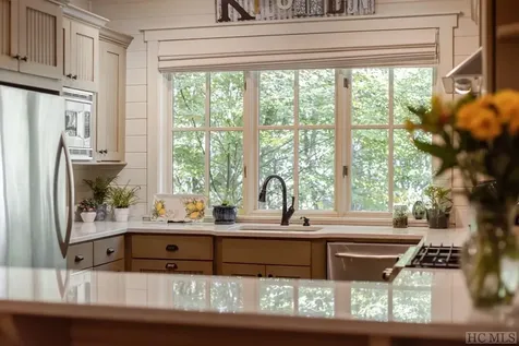 43 Stillhouse Lane Cullowhee NC 28723