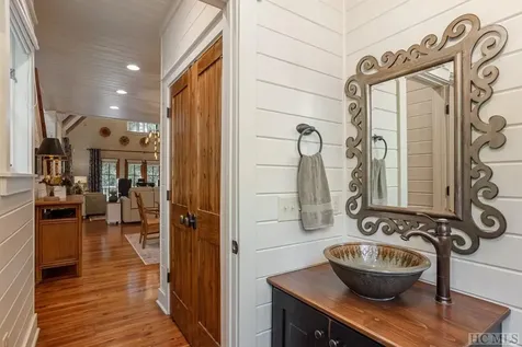 43 Stillhouse Lane Cullowhee NC 28723