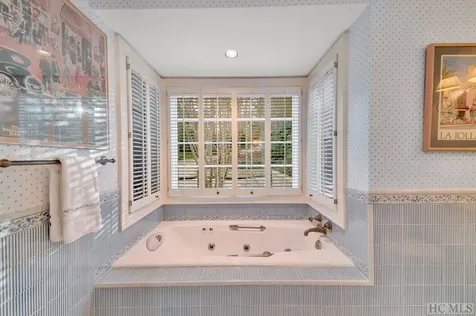 138 Indian Trace Lake Toxaway NC 28747