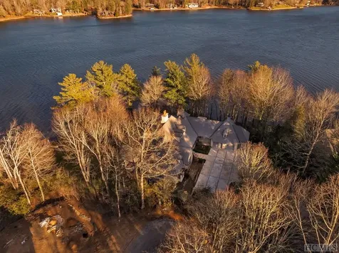 138 Indian Trace Lake Toxaway NC 28747