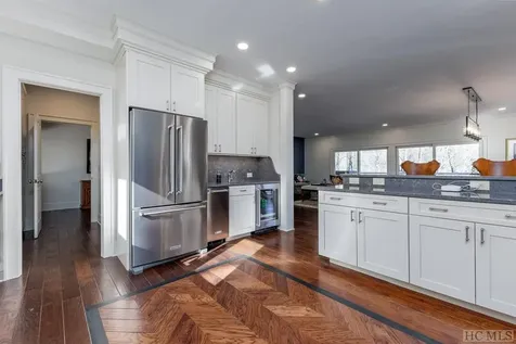 100 Mountain Ash Lane Highlands NC 28741