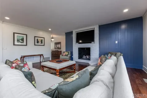 100 Mountain Ash Lane Highlands NC 28741