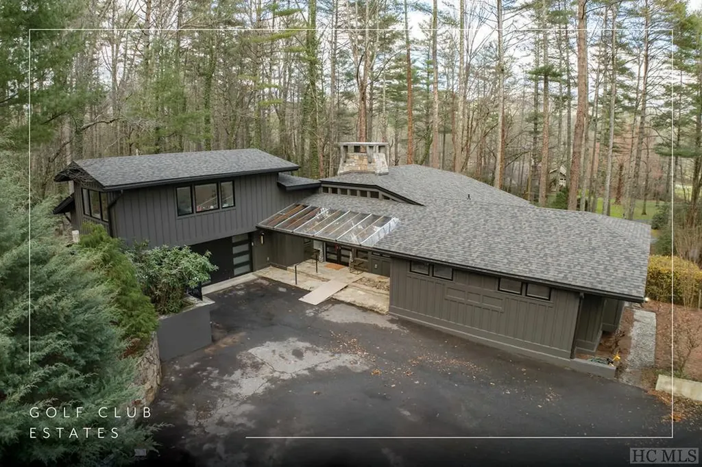 672 Cherokee Trail Sapphire NC 28774