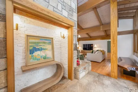 672 Cherokee Trail Sapphire NC 28774