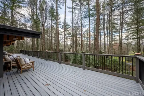 672 Cherokee Trail Sapphire NC 28774