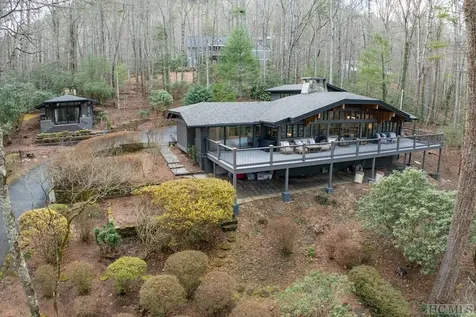 672 Cherokee Trail Sapphire NC 28774