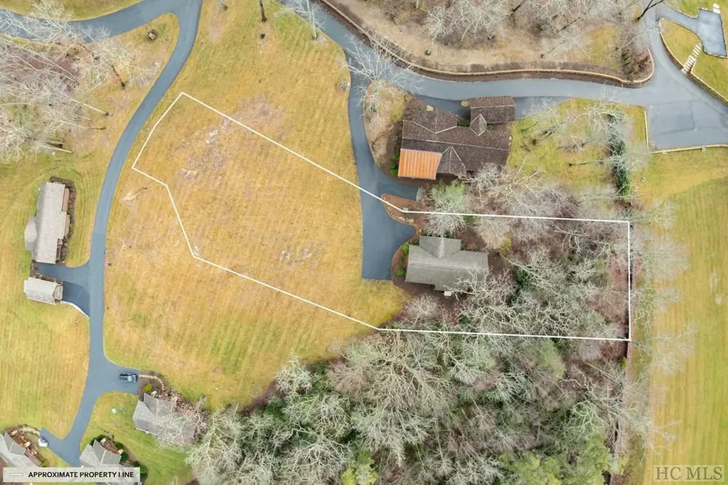 125 Outpost Trail Glenville NC 28736