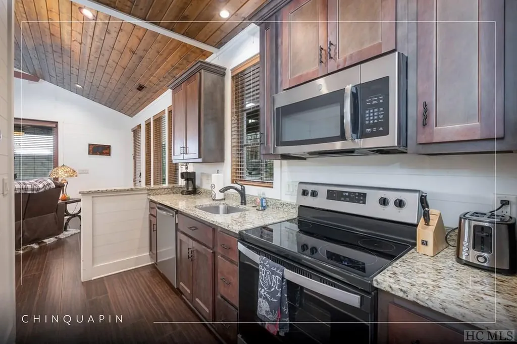 125 Outpost Trail Glenville NC 28736