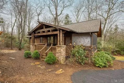 125 Outpost Trail Glenville NC 28736