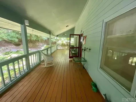 131 White Dogwood Court Sapphire NC 28774