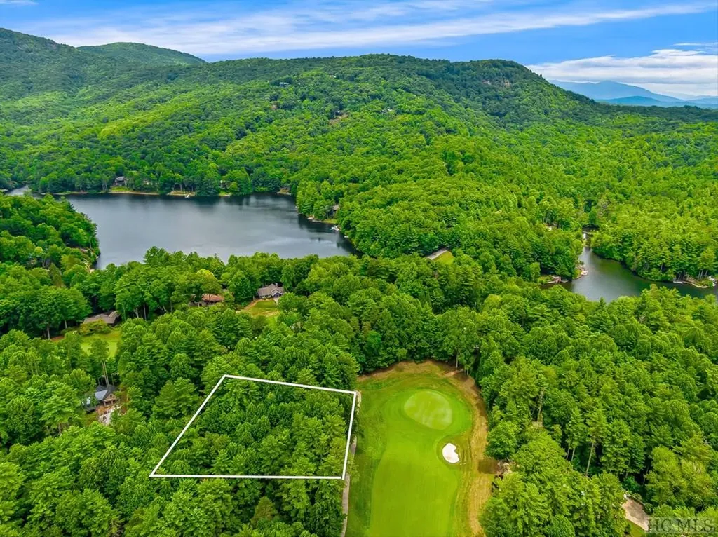 N 17 Mills Creek Trace Lake Toxaway NC 28747