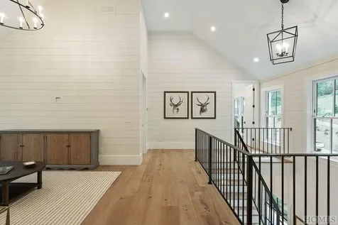 100 Farmhouse Trail Sapphire NC 28774