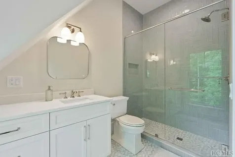 100 Farmhouse Trail Sapphire NC 28774