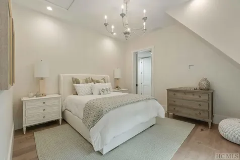 100 Farmhouse Trail Sapphire NC 28774