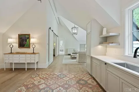 100 Farmhouse Trail Sapphire NC 28774