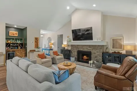 1569 Jodytown Road Cashiers NC 28717