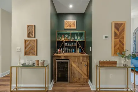 1569 Jodytown Road Cashiers NC 28717