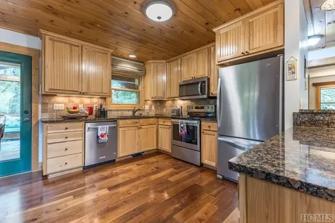 112 Lupton Road Sapphire NC 28774